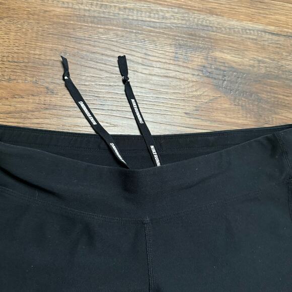 Nike Stay Warm Running Capri Dri-fit tights cropped Women's small Black - Picture 14 of 16